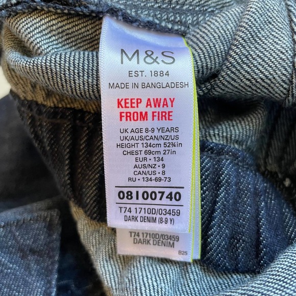 M&S Pure Tencel Girls Dark Denim Long Sleeve Utility Jumpsuit Size 8-9 - Picture 4 of 4